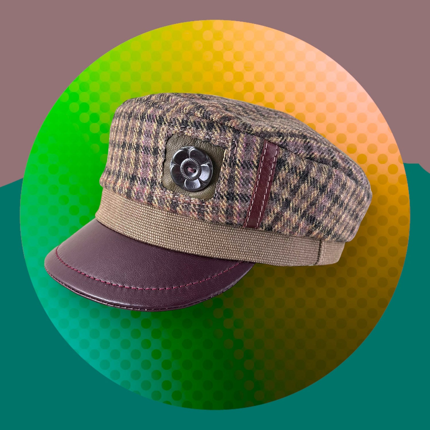 WOOL CAP IN BROWN PLAID