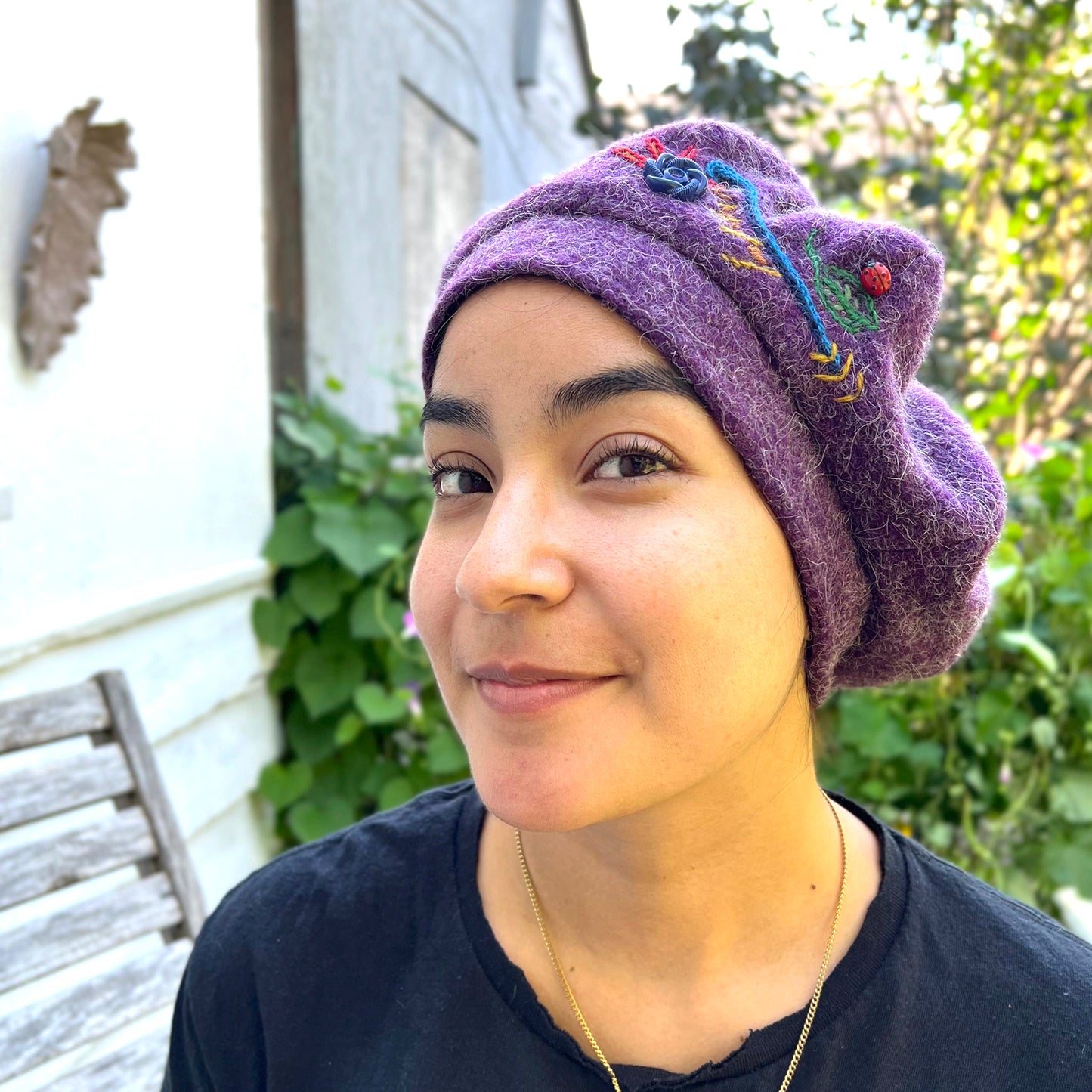 Purple Pumpkin Wool Knit Beret Tam Medium to Large Teal Blue Button PPE4