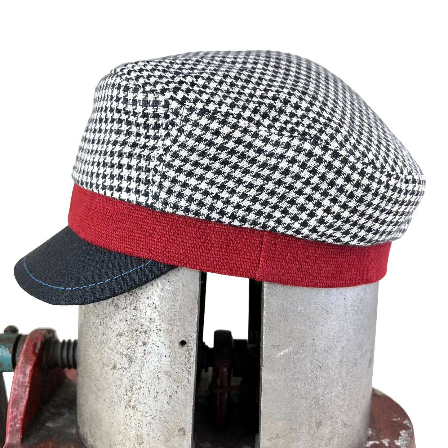 Robin Linen Cap Medium Large Black White Houndstooth Black Peak