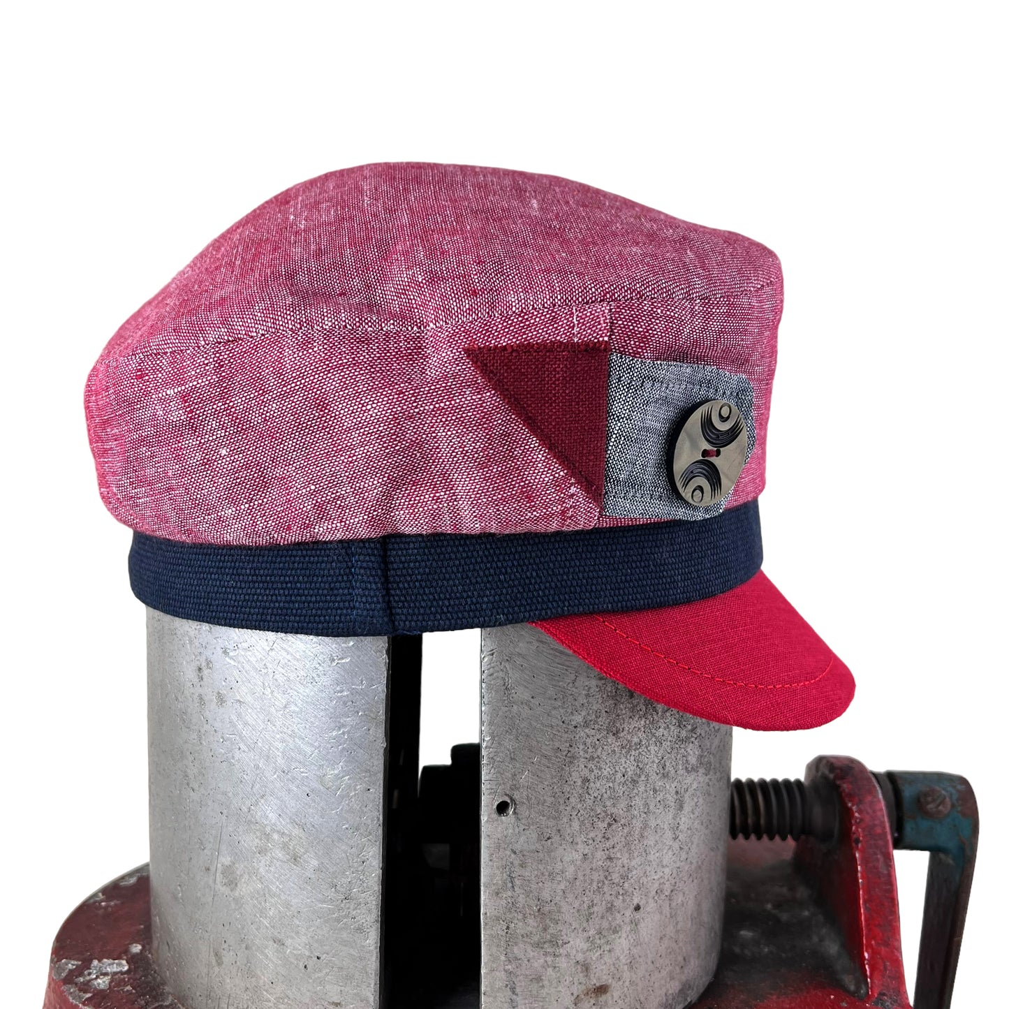 Red with a Dark Navy Band Red Peak Robin Linen Cap Size Medium