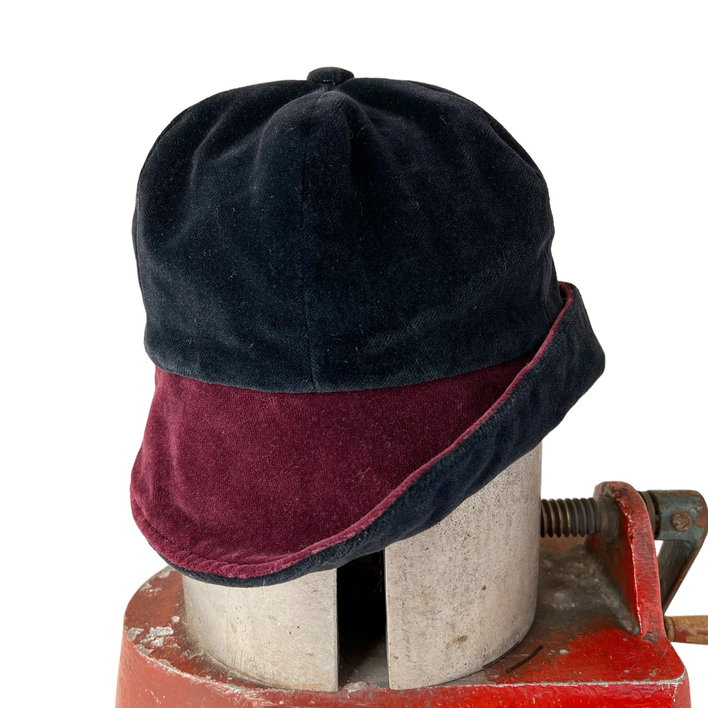 Chloe Velvet Cloche Hat Size Medium/small Black Wine