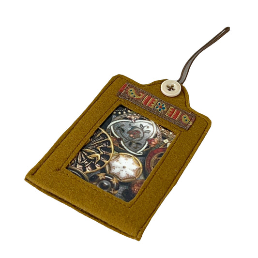 Gold Felt Ornamental Hanging Frame - Antique Buttons