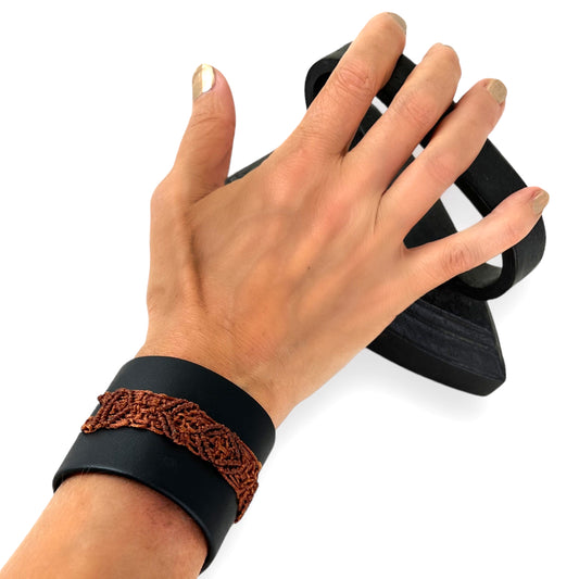 Brown Macrame Black Leather Wrist Cuff Bracelet Size 1