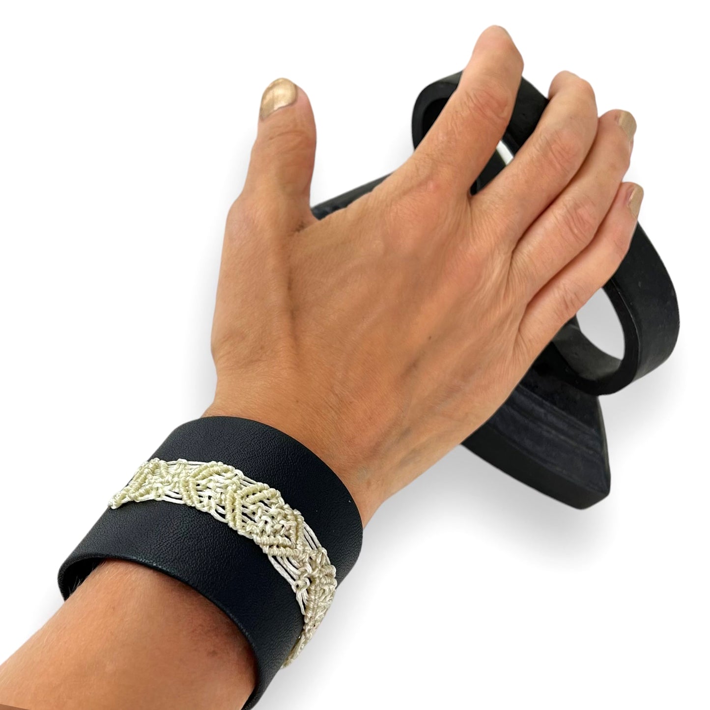 Ivory Macrame Black Leather Wrist Cuff Bracelet Size 4
